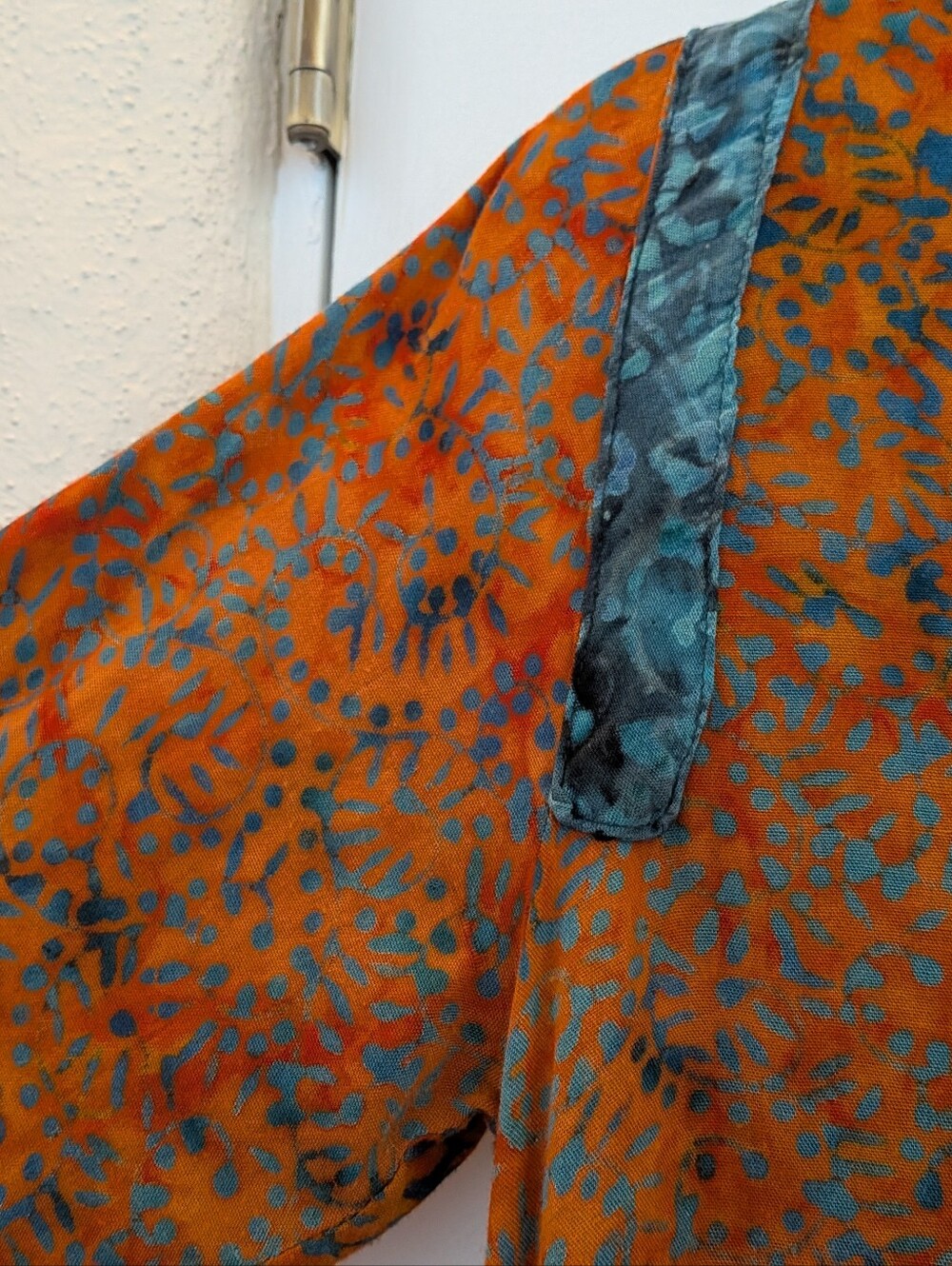 Boho Orange Teal Floral Maxi Dress Caftan Soft Surroundings 100% Rayon Batik PS - Picture 7 of 10